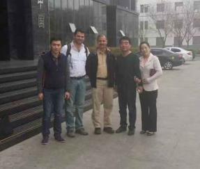 La empresa coopera con clientes extranjeros